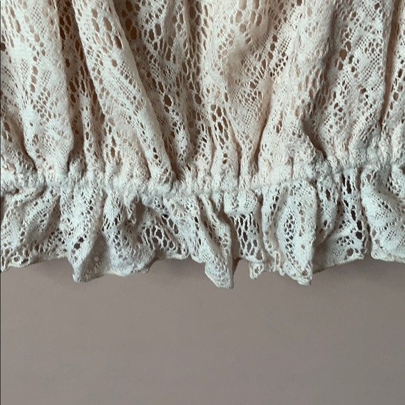 CREAM COLD SHOULDER LACE TOP!!! - Picture 6 of 7